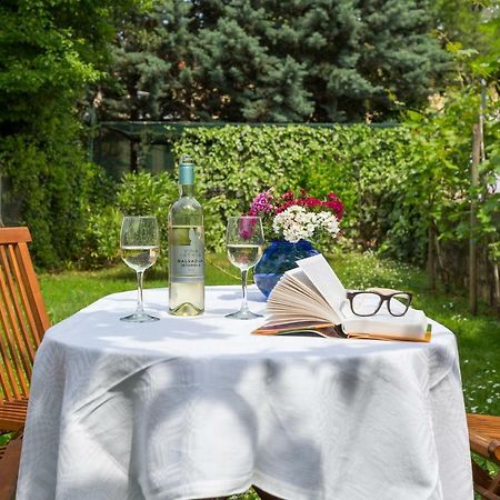 Casa Flora 3-Minutes' Walk From The Beach Novigrad Istria Kültér fotó