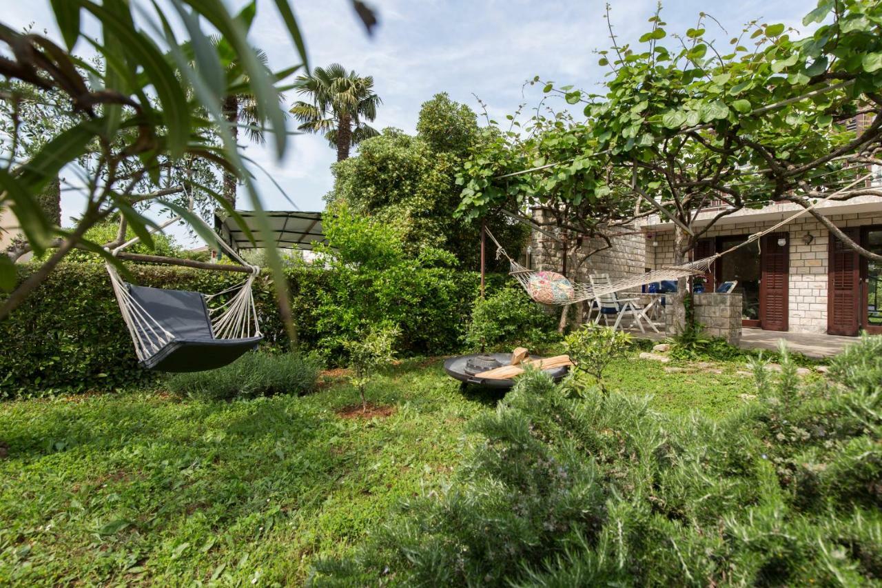 Casa Flora 3-Minutes' Walk From The Beach Novigrad Istria Kültér fotó