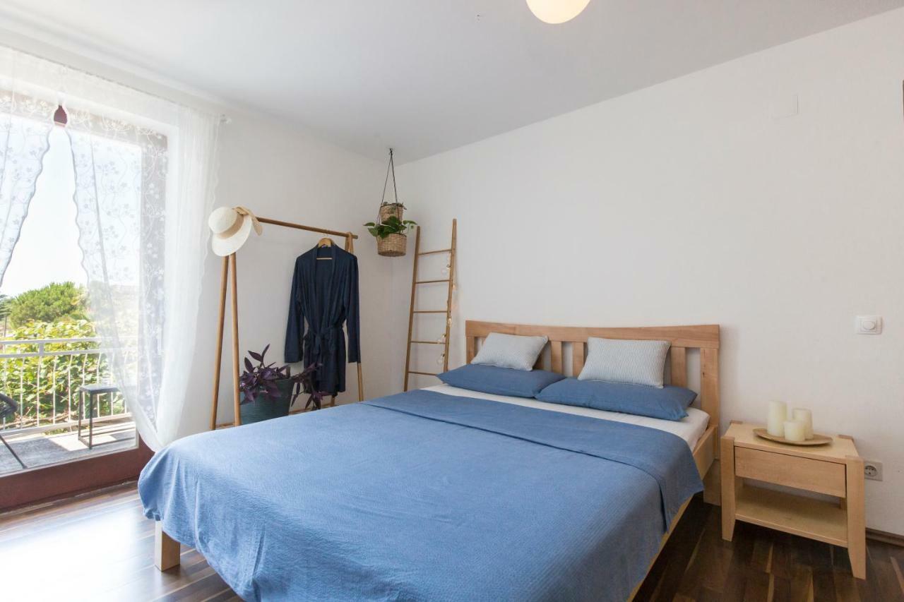 Casa Flora 3-Minutes' Walk From The Beach Novigrad Istria Kültér fotó